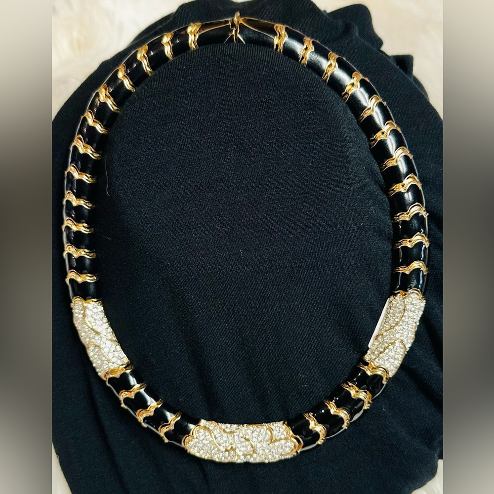CINER BLACK GOLD WITH CRYSTALS CHEVRON EUC LINK NECKLACE COLLAR VINTAGE